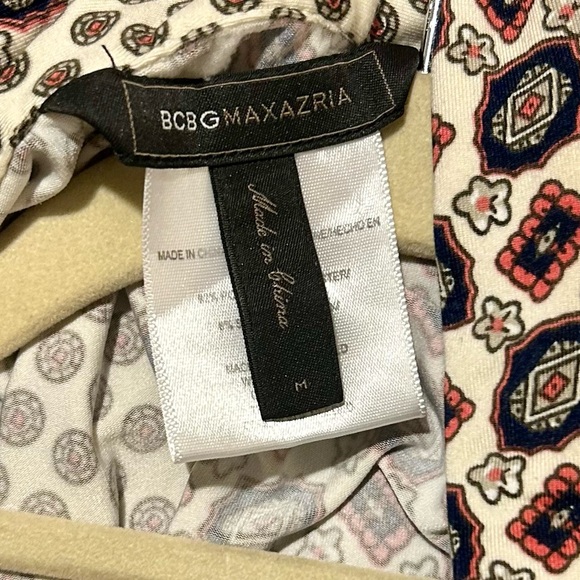 BGBC MaxAzria sleeveless top. Sz. M - Picture 8 of 8